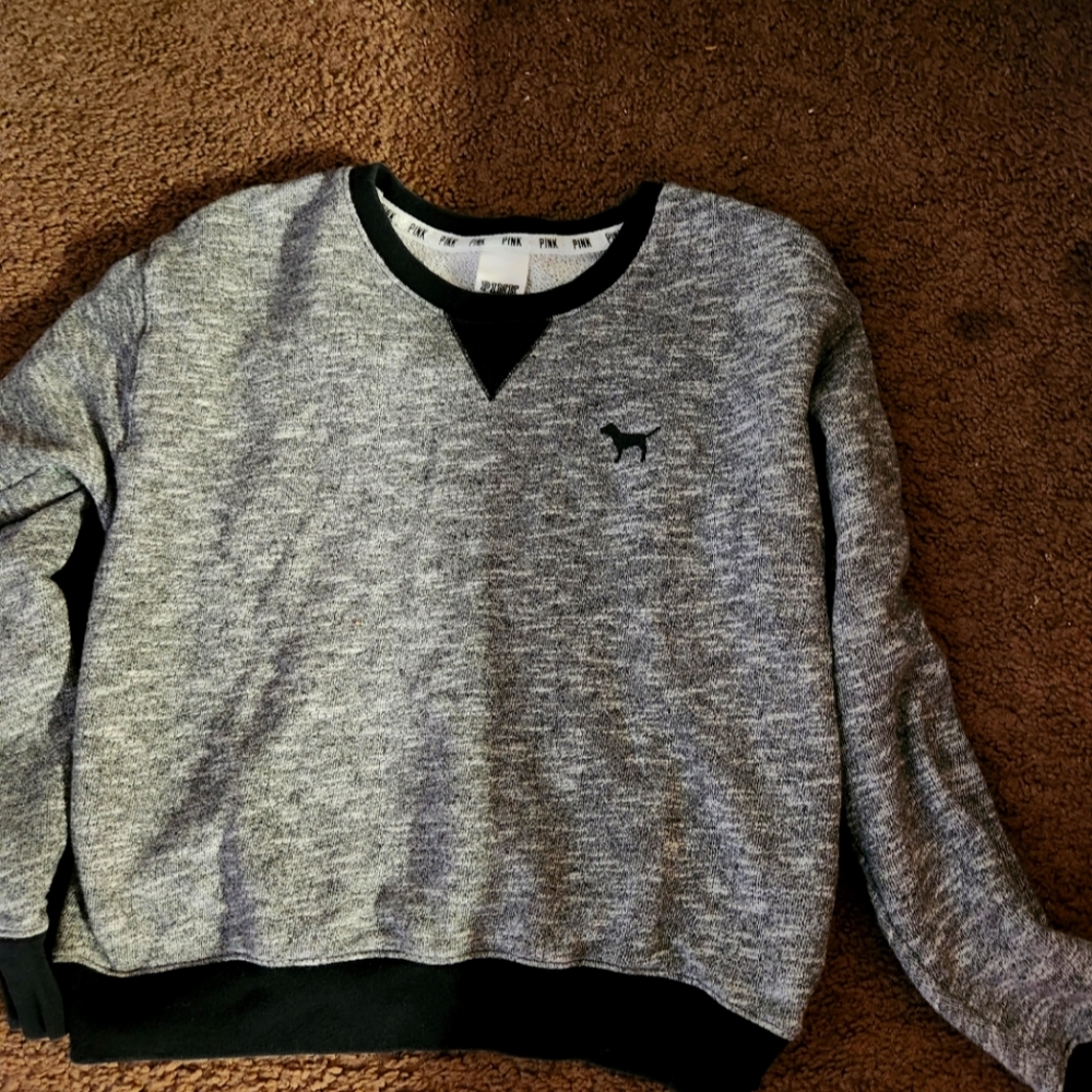 Xs pink sweater
